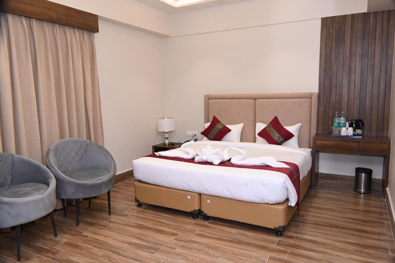 Hotel The Rising Banaras 3*